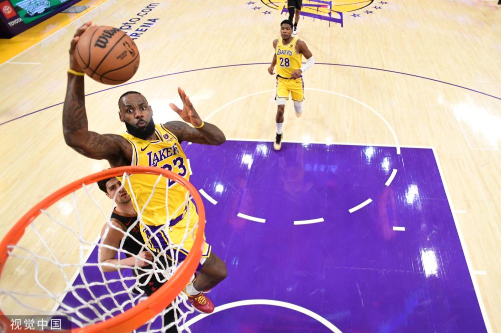 球爭奪中的 球爭奪中的